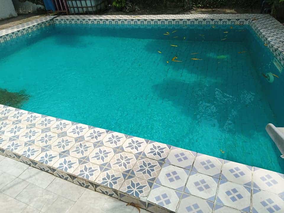 Maison (Villa) à vendre - Douala, Bonapriso, bonapriso - 1 salon(s), 3 chambre(s), 3 salle(s) de bains - 500 000 000 FCFA