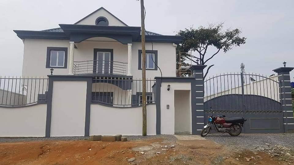 House (Villa) for sale - Douala, Yassa, nyala pariso - 2 living room(s), 6 bedroom(s), 5 bathroom(s) - 115 000 000 FCFA / month