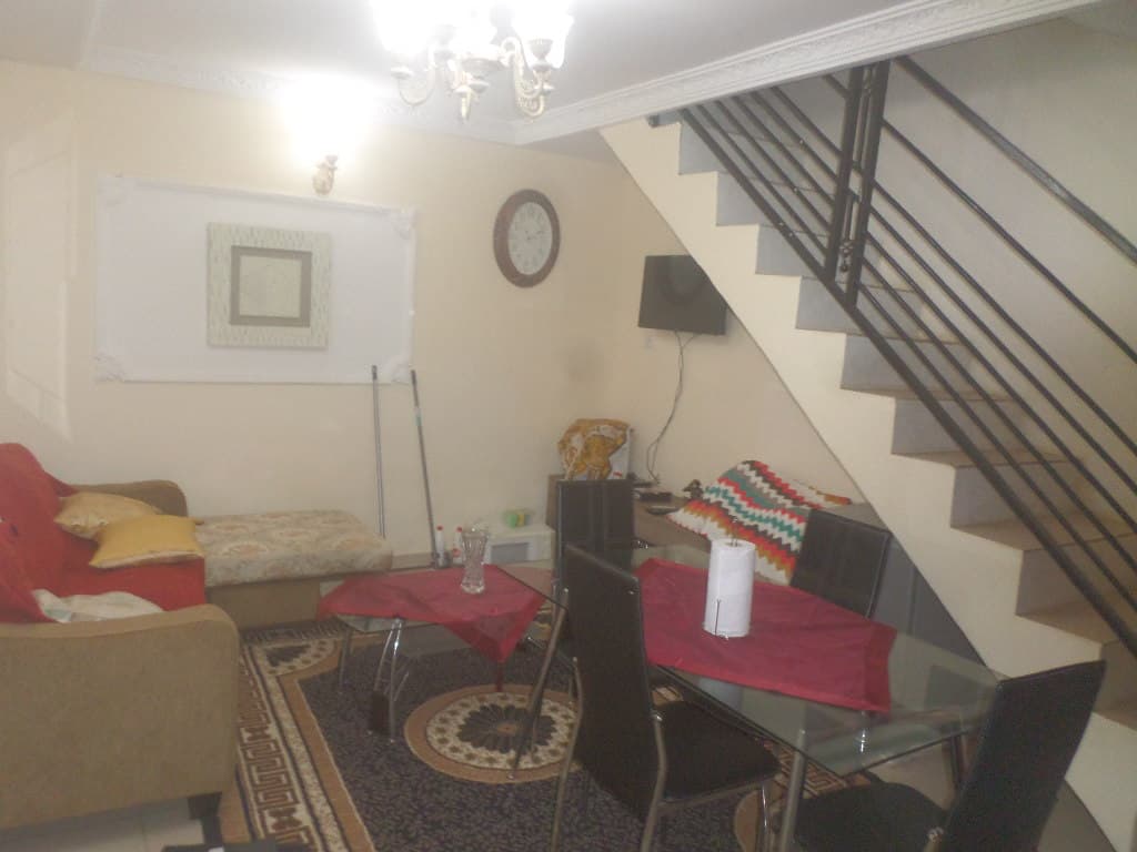 Apartment to rent - Yaoundé, Bastos, appartement individuel non meuble - 1 living room(s), 1 bedroom(s), 1 bathroom(s) - 500 000 FCFA / month