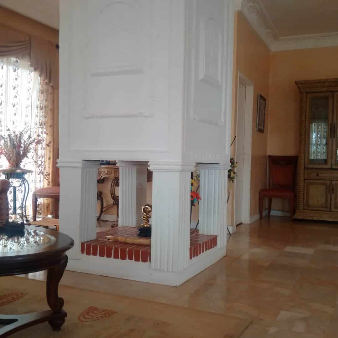 House (Villa) to rent - Yaoundé, Mbankolo, À une minute du golf - 1 living room(s), 4 bedroom(s), 3 bathroom(s) - 2 500 000 FCFA / month