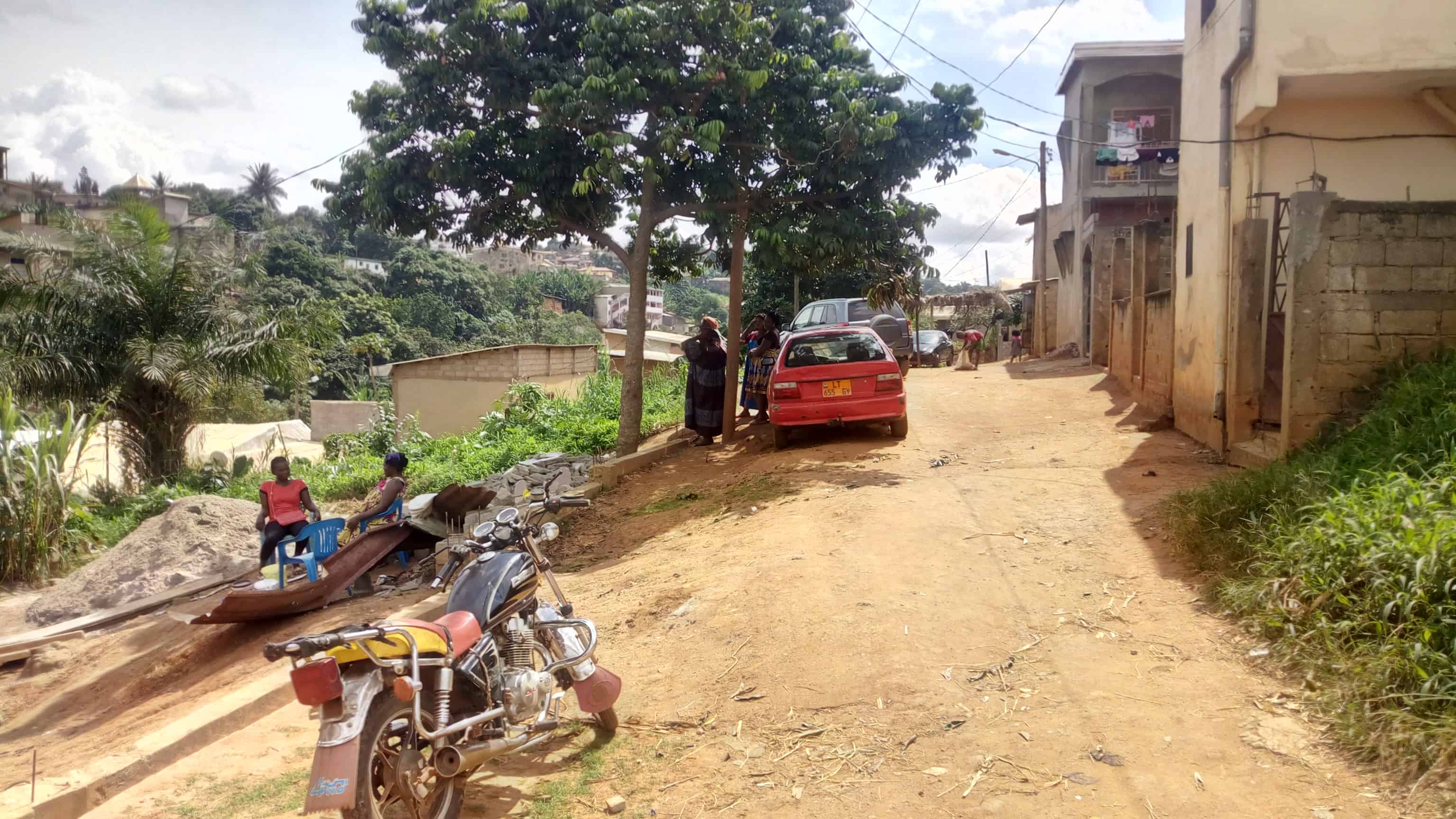 Terrain à vendre - Yaoundé, Nkolmeseng, Terrain pour habition à vendre Yaoundé essos nkolmesseng - 400 m2 - 6 800 000 FCFA