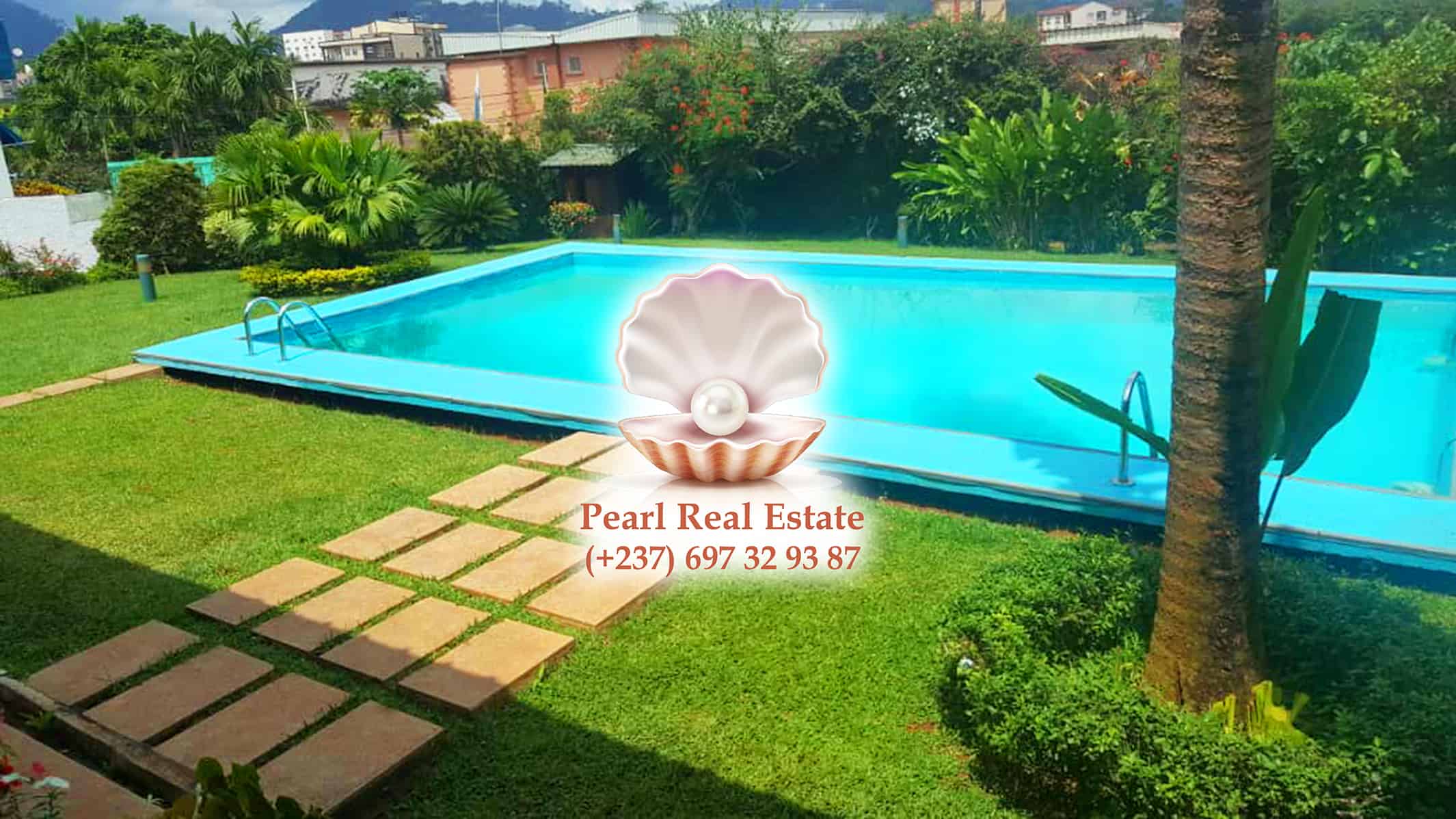 Maison (Villa) à louer - Yaoundé, Bastos, Consulat de Belgique - 1 salon(s), 4 chambre(s), 3 salle(s) de bains - 2 000 000 FCFA / mois