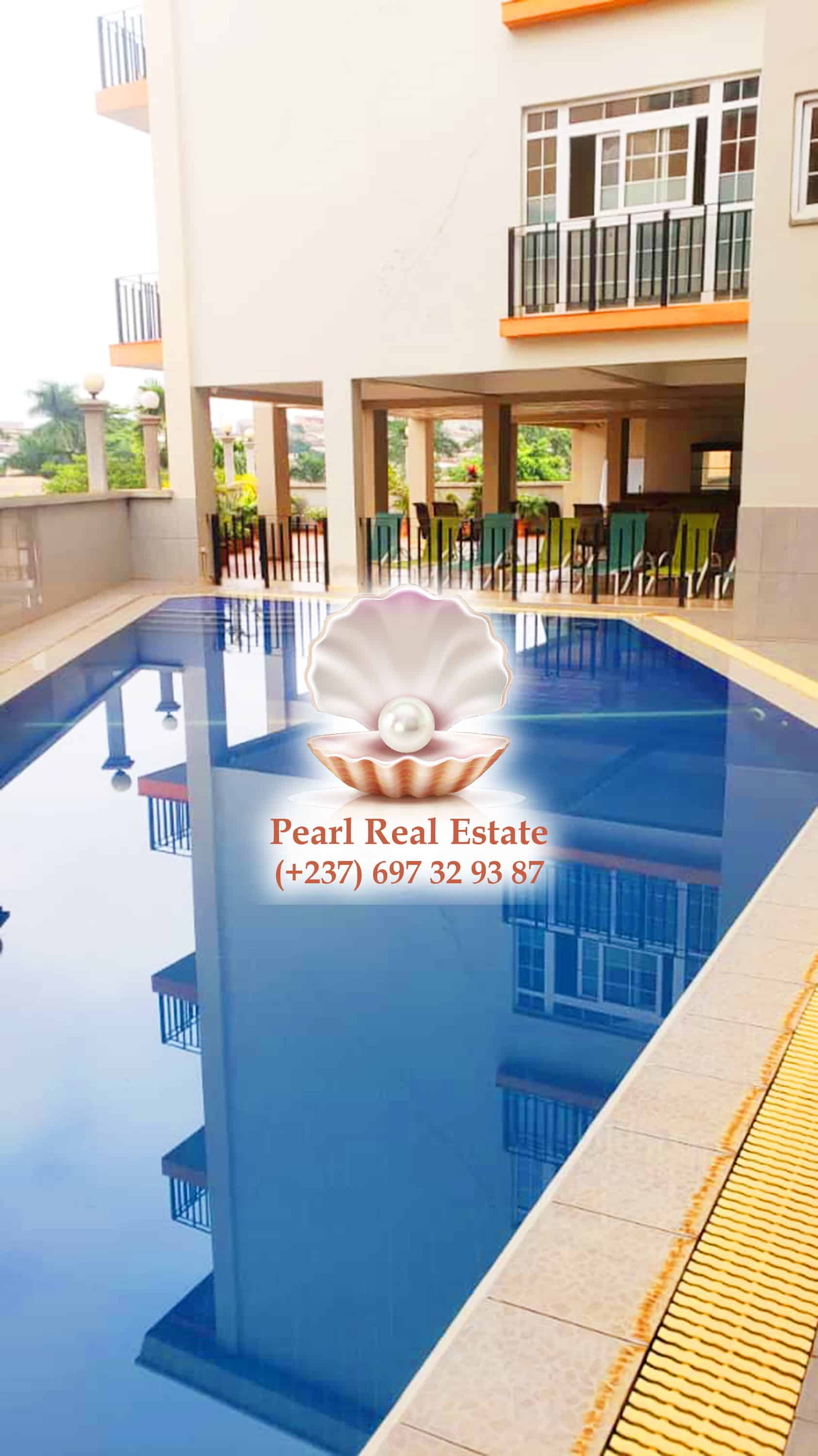 Apartment to rent - Yaoundé, Bastos, Bastos - 1 living room(s), 3 bedroom(s), 3 bathroom(s) - 1 500 000 FCFA / month