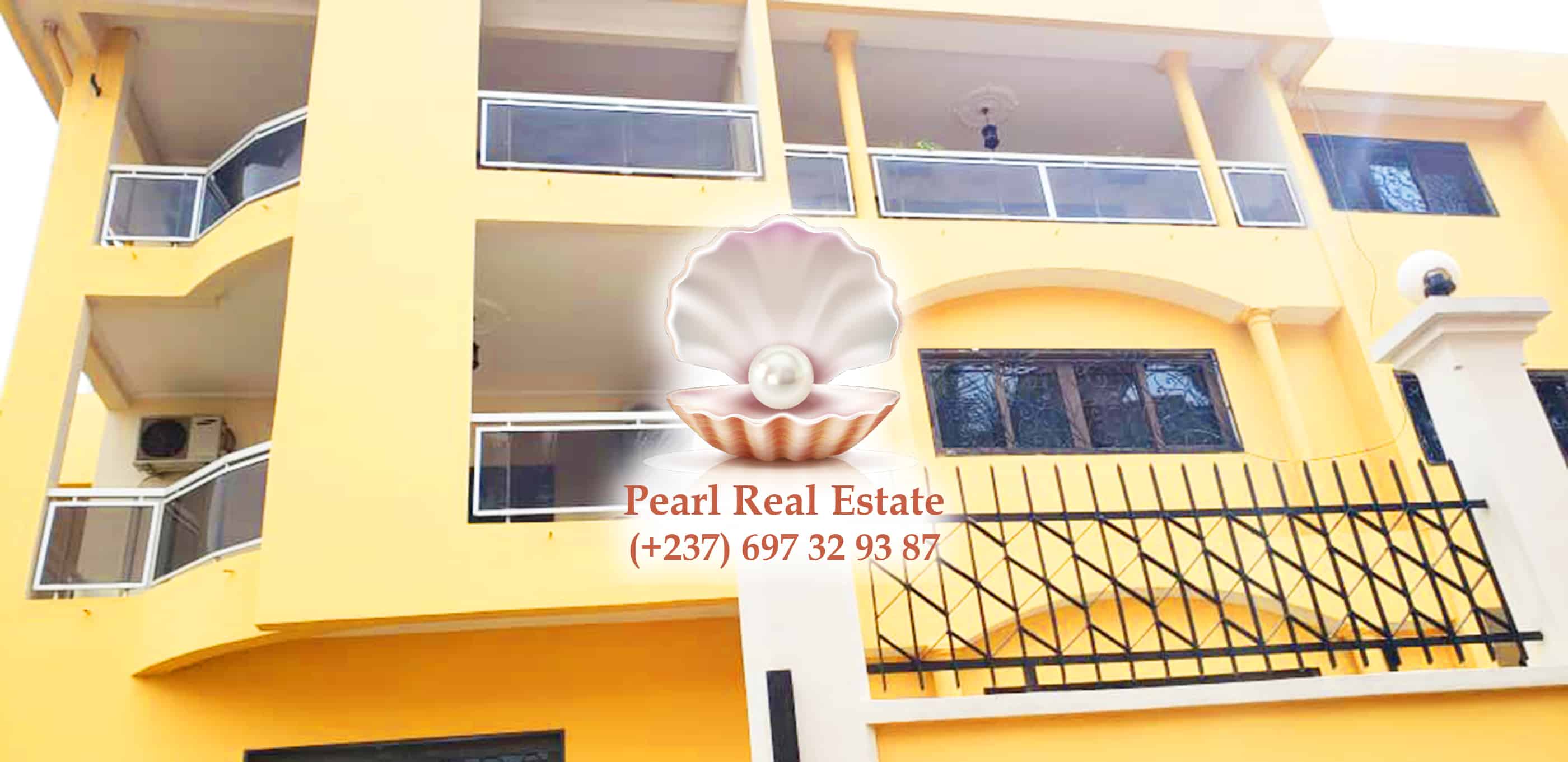 Apartment to rent - Yaoundé, Bastos, Bastos - 1 living room(s), 3 bedroom(s), 3 bathroom(s) - 1 500 000 FCFA / month