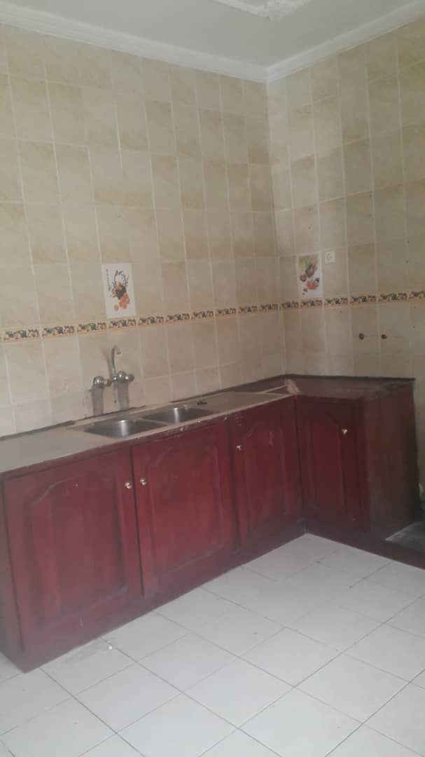 Maisons, villas, duplex, triplex à louer à Douala, Cameroun