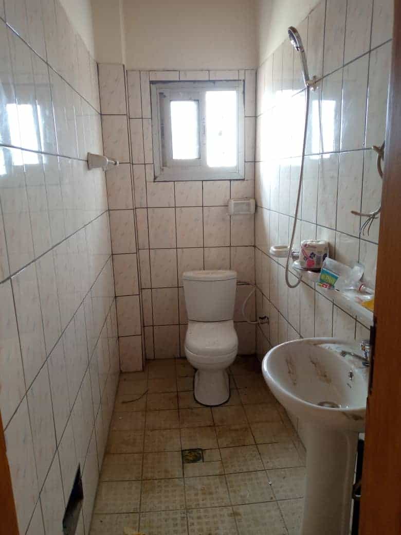 Apartment to rent - Yaoundé, Ngousso, Hôtel le paradis - 1 living room(s), 1 bedroom(s), 2 bathroom(s) - 100 000 FCFA / month