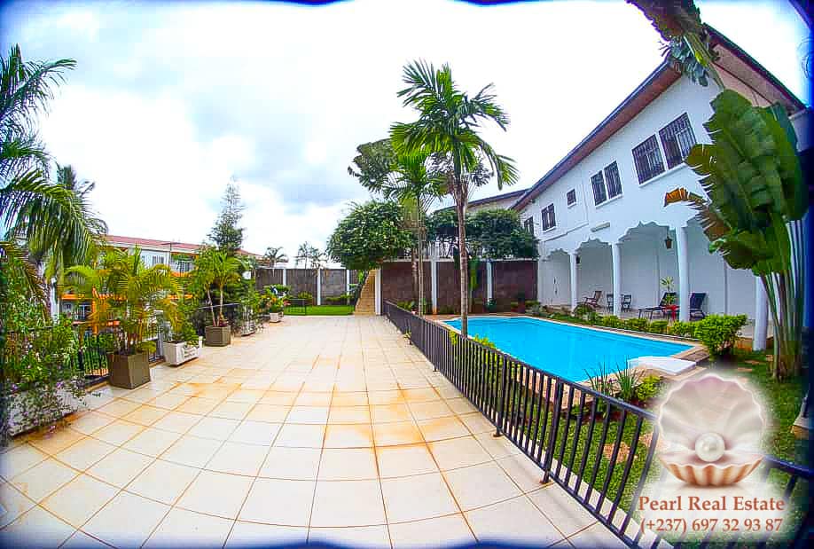 Maisons, villas, duplex, triplex à vendre à Yaoundé, Cameroun