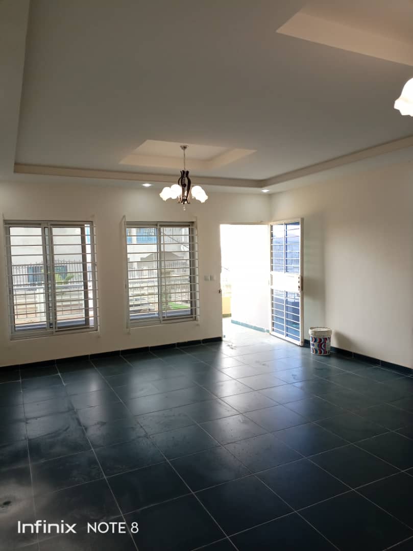 Maisons, villas, duplex, triplex à louer à Douala, Cameroun
