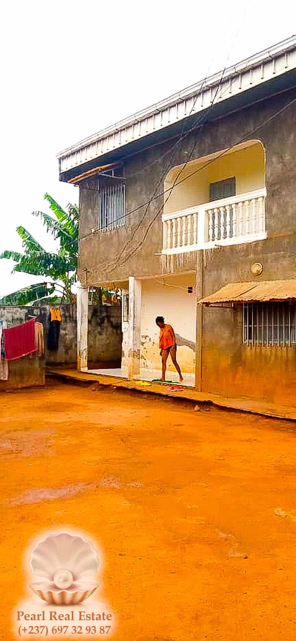 Maison (Villa) à vendre - Yaoundé, Emana, Borne fontaine - 1 salon(s), 4 chambre(s), 3 salle(s) de bains - 40 000 000 FCFA