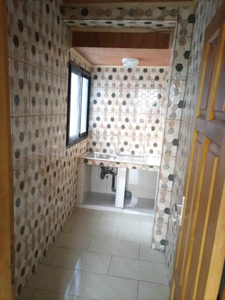 Appartement à louer - Douala, Akwa I, Centre - 1 salon(s), 1 chambre(s), 1 salle(s) de bains - 250 000 FCFA / mois