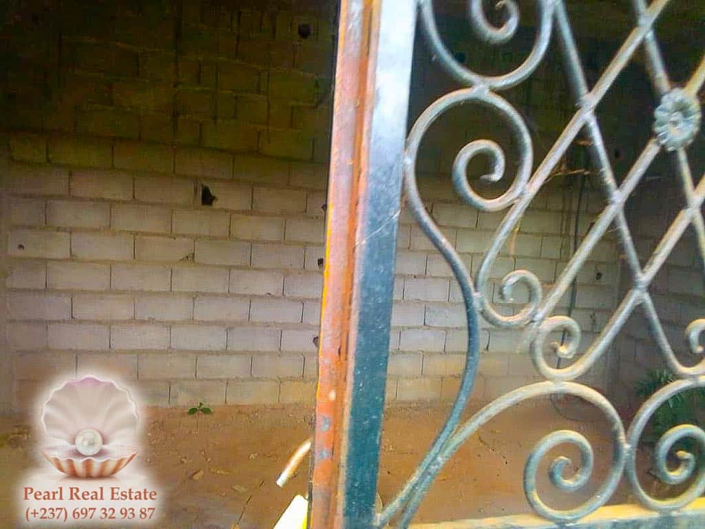 Land for sale at Yaoundé, Mfou, Collège Père Monti - 350 m2 - 25 000 000 FCFA