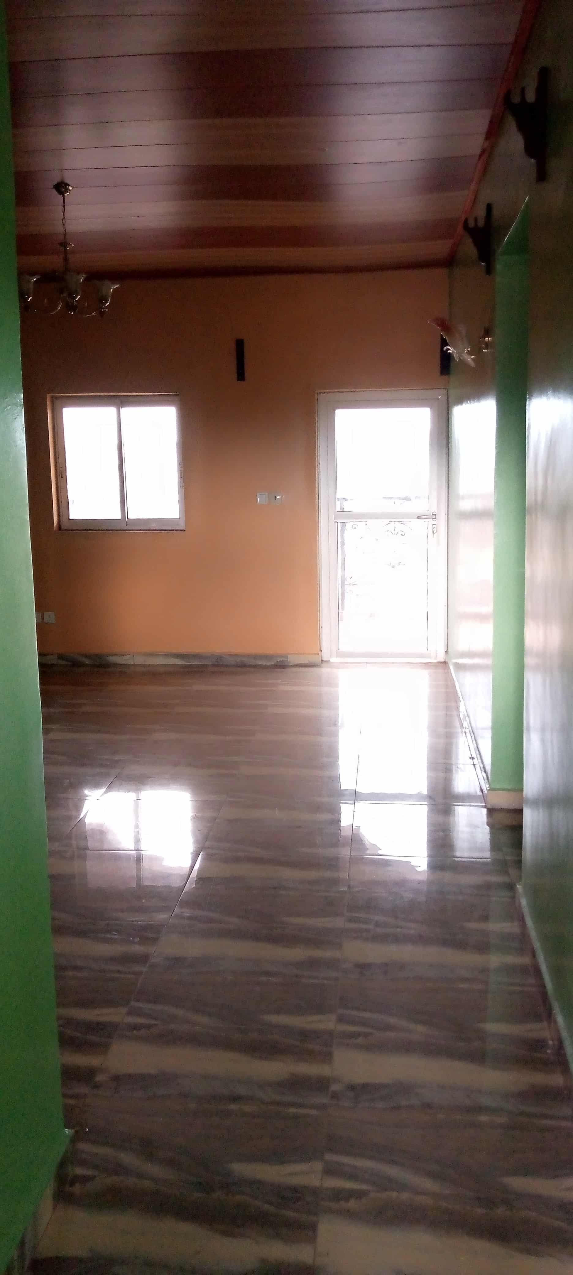 Apartment to rent - Yaoundé, Ngousso, Total ngousso - 1 living room(s), 1 bedroom(s), 1 bathroom(s) - 100 000 FCFA / month