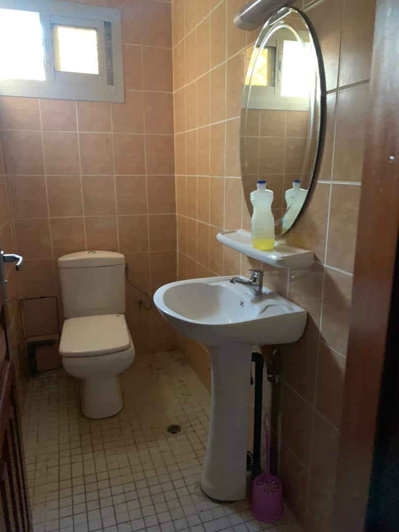 House (Villa) to rent - Yaoundé, Bastos, Bastos - 1 living room(s), 5 bedroom(s), 7 bathroom(s) - 1 500 000 FCFA / month