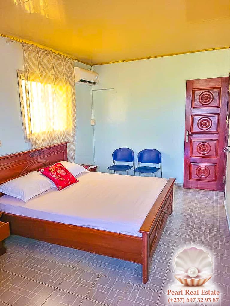 Appartement à louer - Yaoundé, Bastos, Dragages - 1 salon(s), 2 chambre(s), 1 salle(s) de bains - 200 000 FCFA / mois
