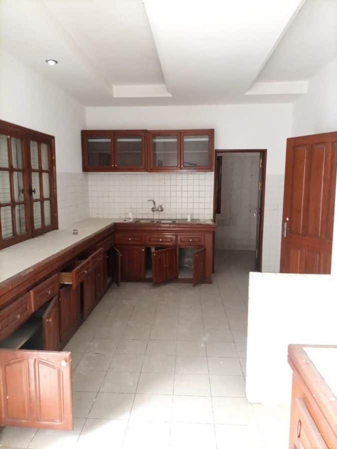 House (Villa) to rent - Douala, Bonamoussadi, Denver - 1 living room(s), 3 bedroom(s), 2 bathroom(s) - 450 000 FCFA / month
