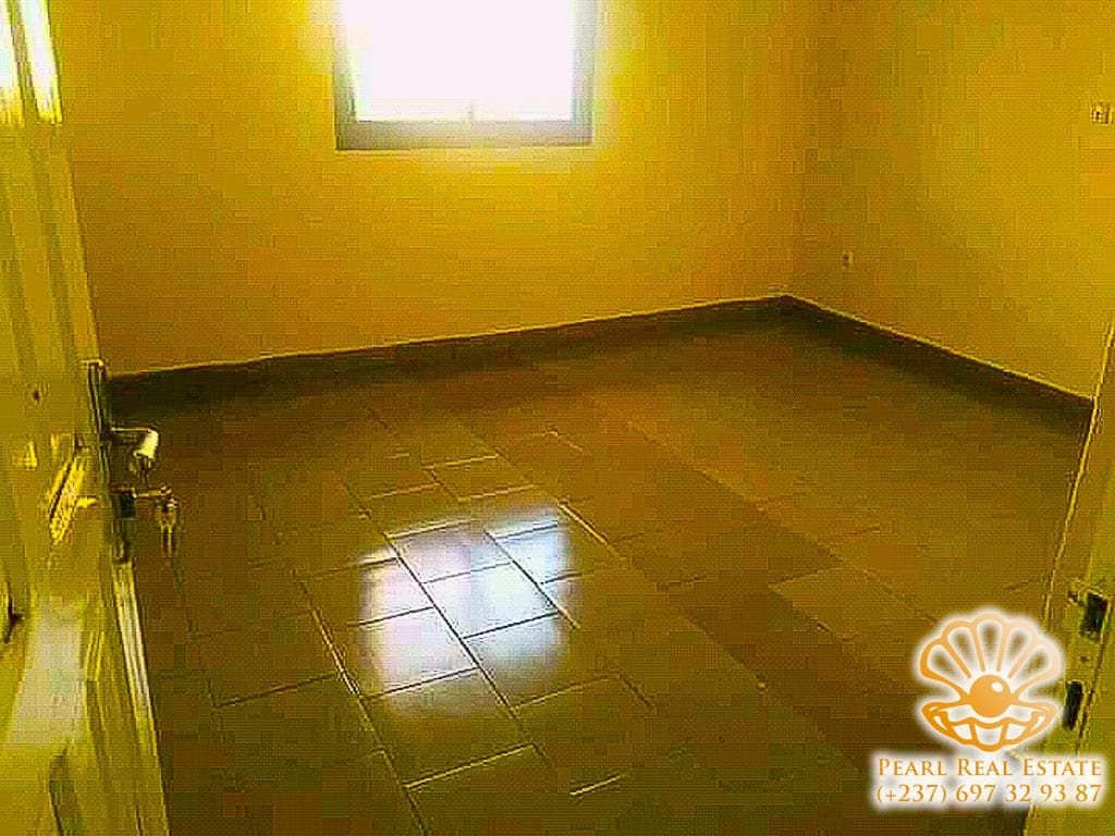 Maison (Villa) à vendre - Yaoundé, Odza, Borne 12 - 1 salon(s), 3 chambre(s), 2 salle(s) de bains - 40 000 000 FCFA