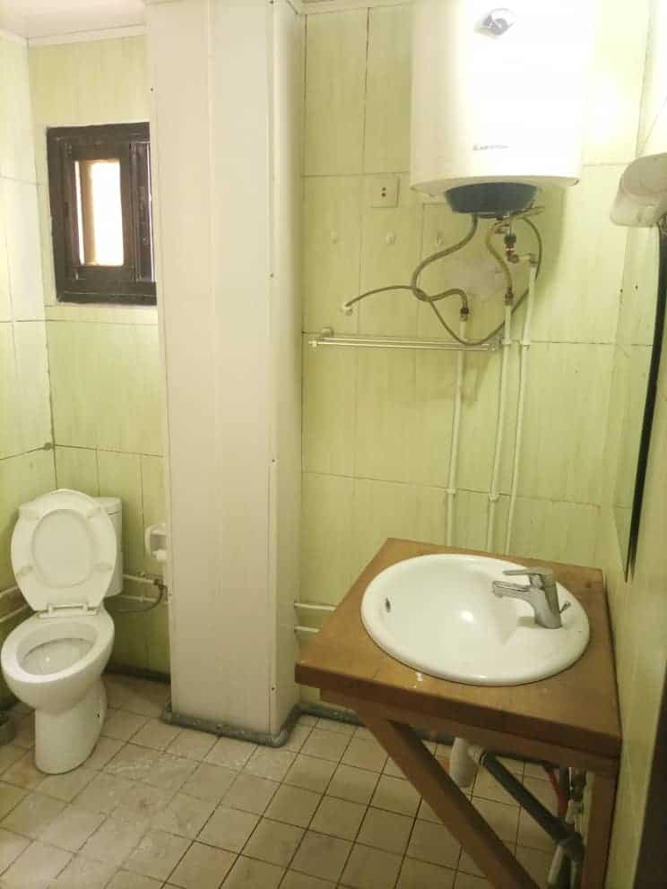 Apartment to rent - Douala, Bali, centre - 1 living room(s), 2 bedroom(s), 1 bathroom(s) - 400 000 FCFA / month