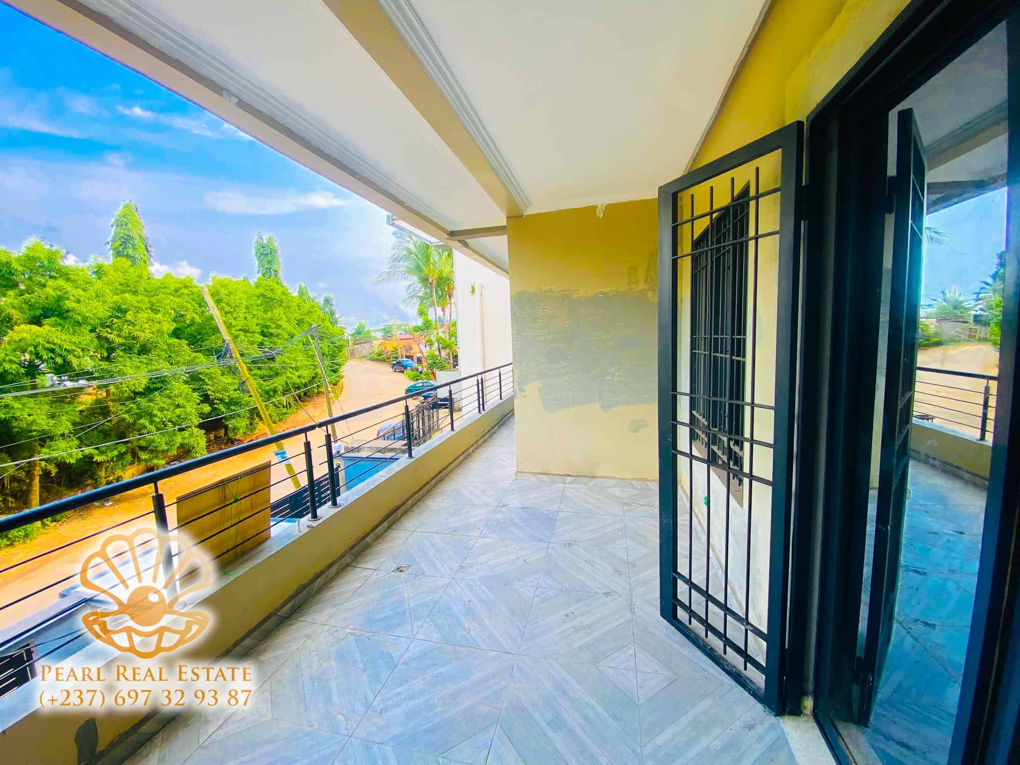 House (Villa) to rent - Yaoundé, Bastos, Ambassade de Chine - 1 living room(s), 4 bedroom(s), 3 bathroom(s) - 2 000 000 FCFA / month