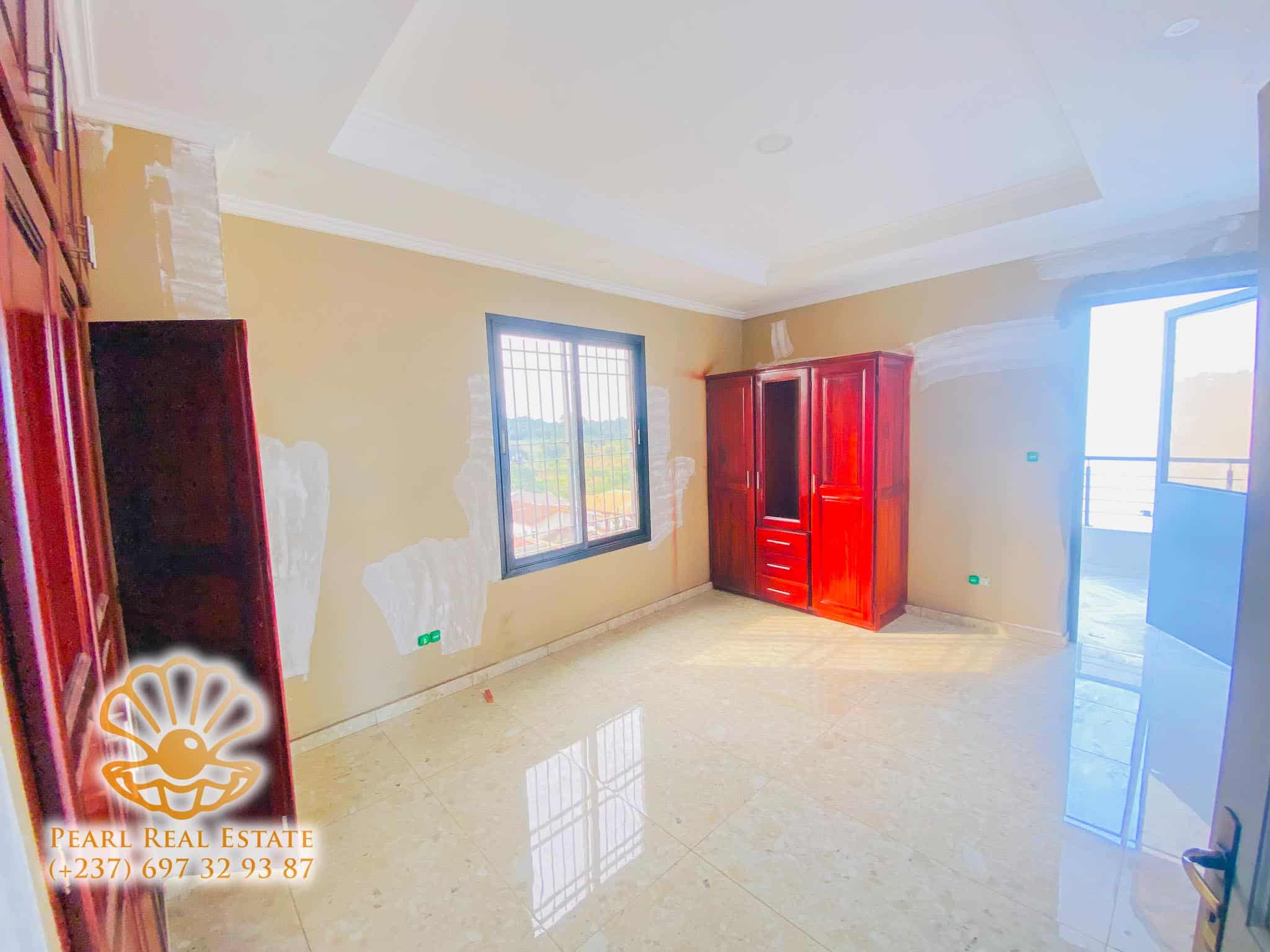 House (Villa) to rent - Yaoundé, Bastos, Ambassade de Chine - 1 living room(s), 4 bedroom(s), 3 bathroom(s) - 2 000 000 FCFA / month
