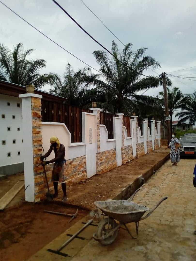 House (Villa) for sale at Douala, Yassa 4 bedrooms 120 000 000 FCFA