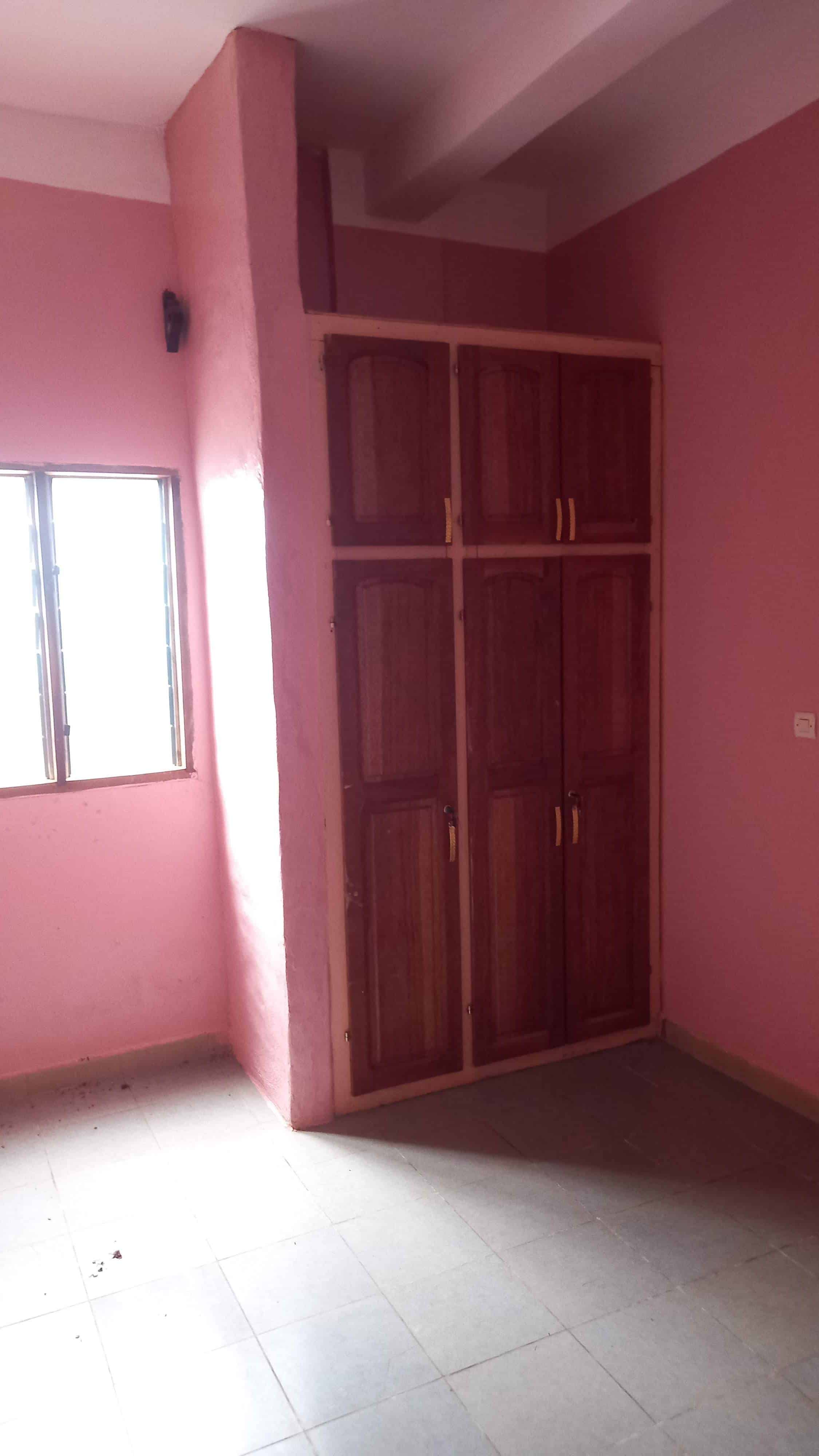 Studio to rent - Yaoundé, Ngousso, Chapelle ngousso - 65 000 FCFA / month