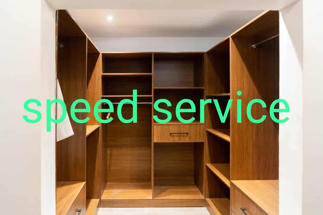 Apartment to rent - Yaoundé, Bastos, Golf appartement non meuble avec ascenseur, réserve d'eau, caméra de surveillance, groupe électrogène - 1 living room(s), 3 bedroom(s), 4 bathroom(s) - 2 500 000 FCFA / month