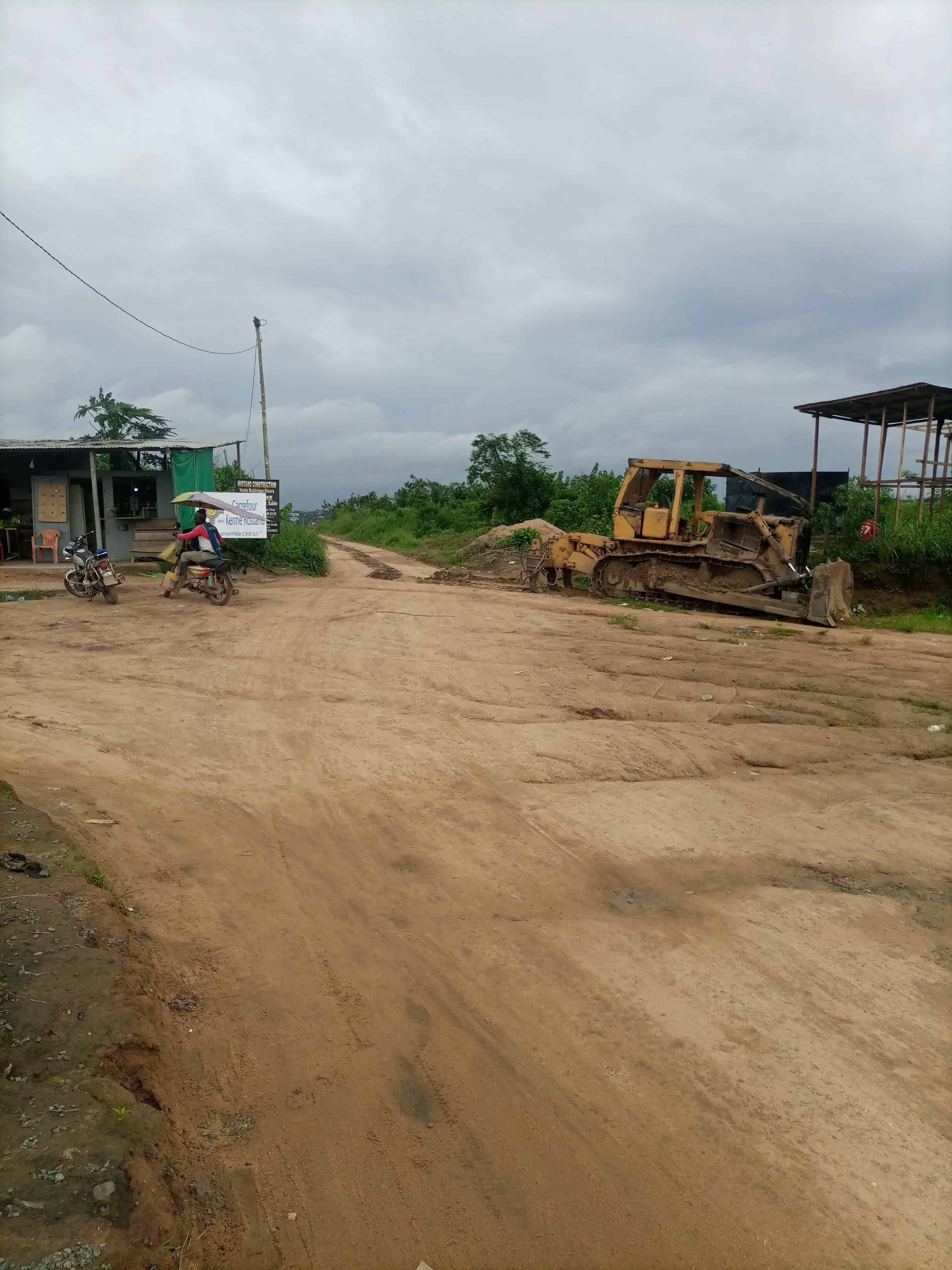 Land for sale at Douala, Lendi 2000 m2 600 000 000 FCFA