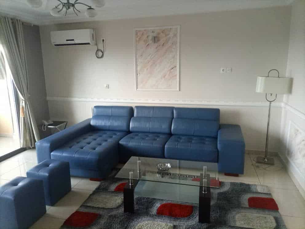 Apartment to rent - Douala, Bonapriso, Bonapriso - 1 living room(s), 3 bedroom(s), 2 bathroom(s) - 1 200 000 FCFA / month