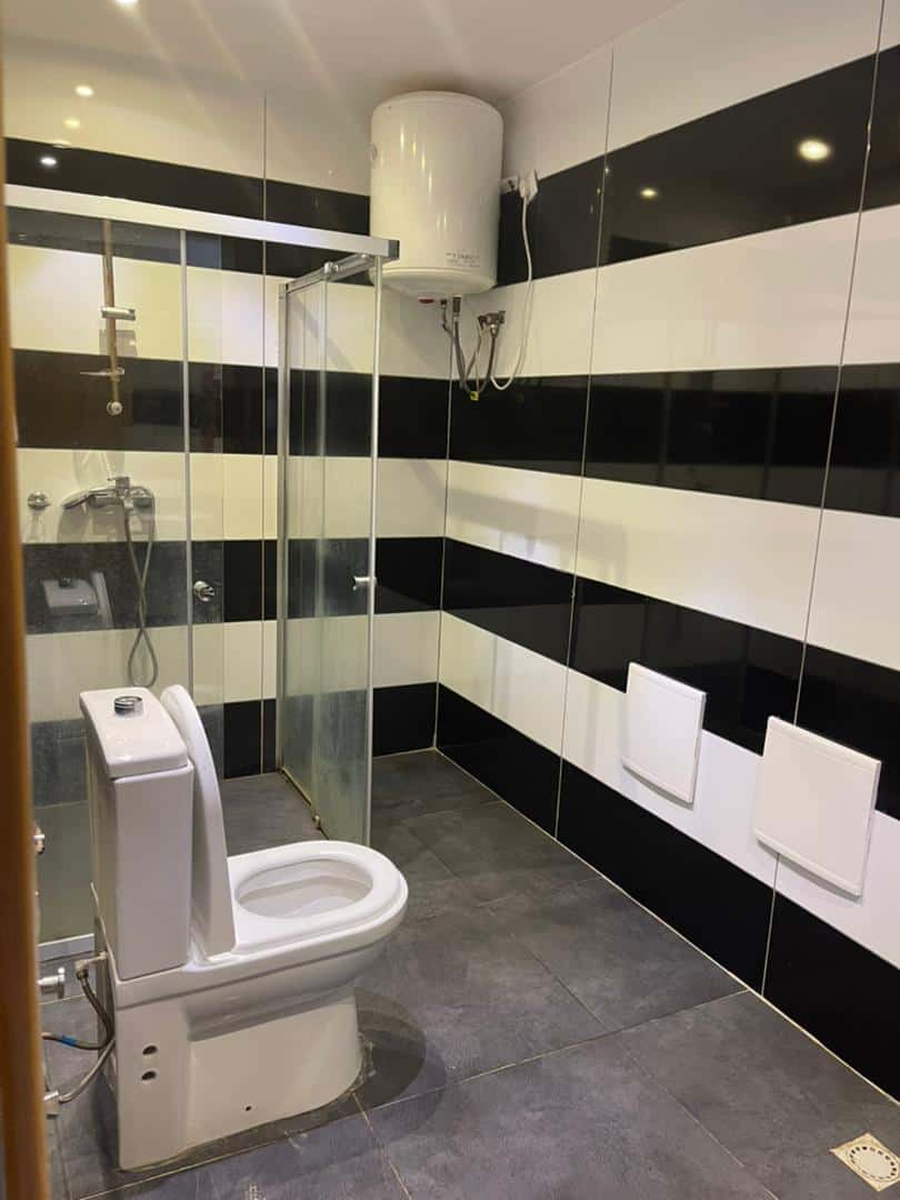 Apartment to rent - Yaoundé, Bastos, GOLF - 1 living room(s), 3 bedroom(s), 4 bathroom(s) - 2 000 000 FCFA / month