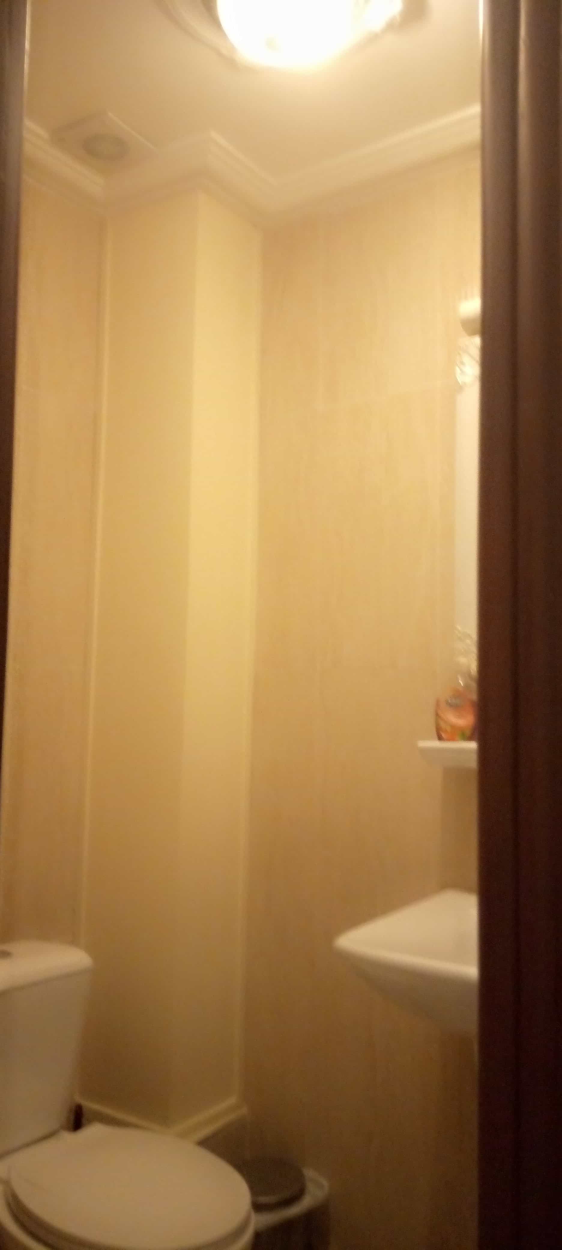 Appartement à louer - Yaoundé, Bastos, Bastos - 1 salon(s), 2 chambre(s), 3 salle(s) de bains - 1 500 000 FCFA / mois