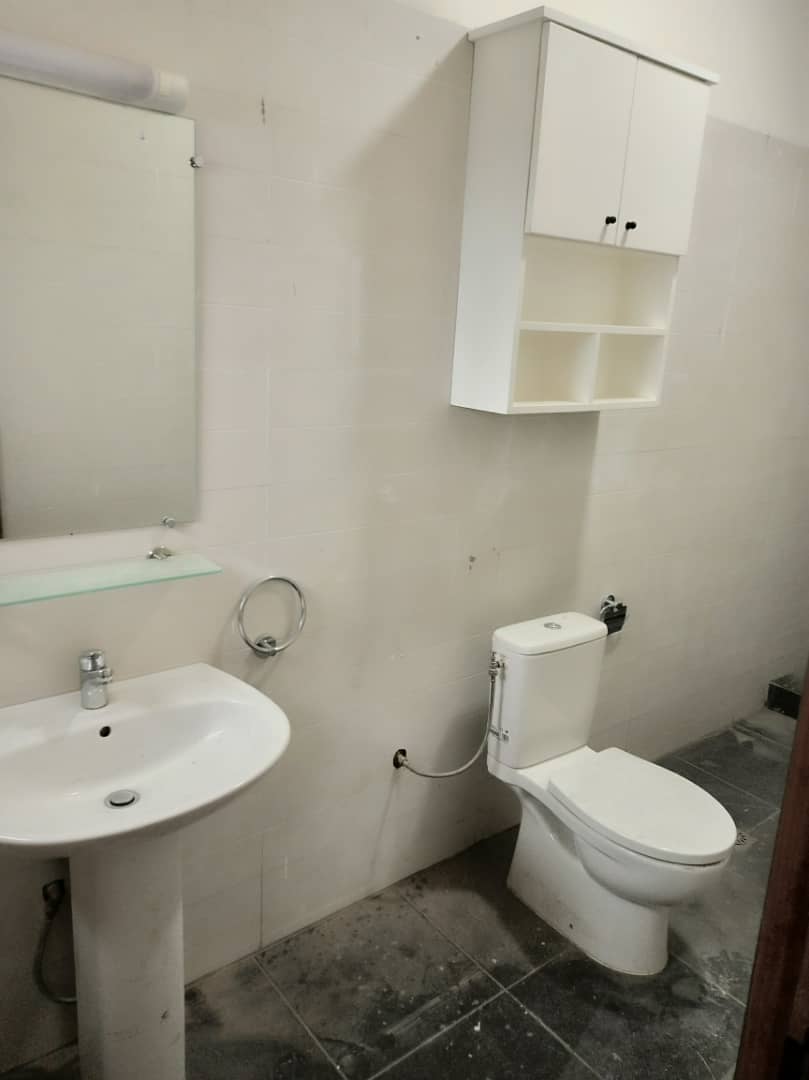 Appartement à louer - Douala, Deido, Deido - 1 salon(s), 2 chambre(s), 1 salle(s) de bains - 450 000 FCFA / mois