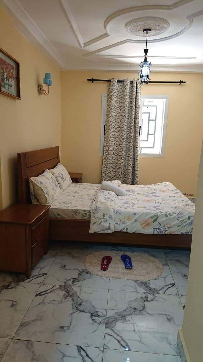 Apartment to rent - Yaoundé, Nsimeyong, nsimeyong - 1 living room(s), 2 bedroom(s), 3 bathroom(s) - 200 000 FCFA / month