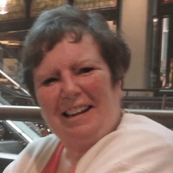 Photo of Liz Chandler