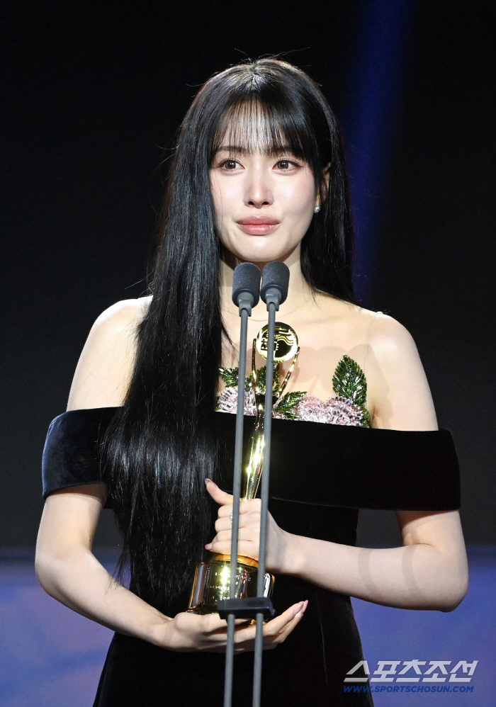 실리카겔, 한국음악상 3관왕···모던록 노래상 3년 연속 수상