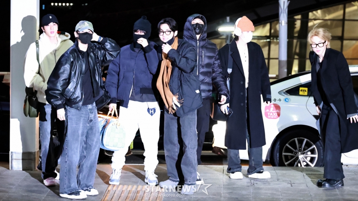 방탄소년단, 광화문광장서 'K-헤리티지 컴백 공연' 추진…국가유산청 심의 예정