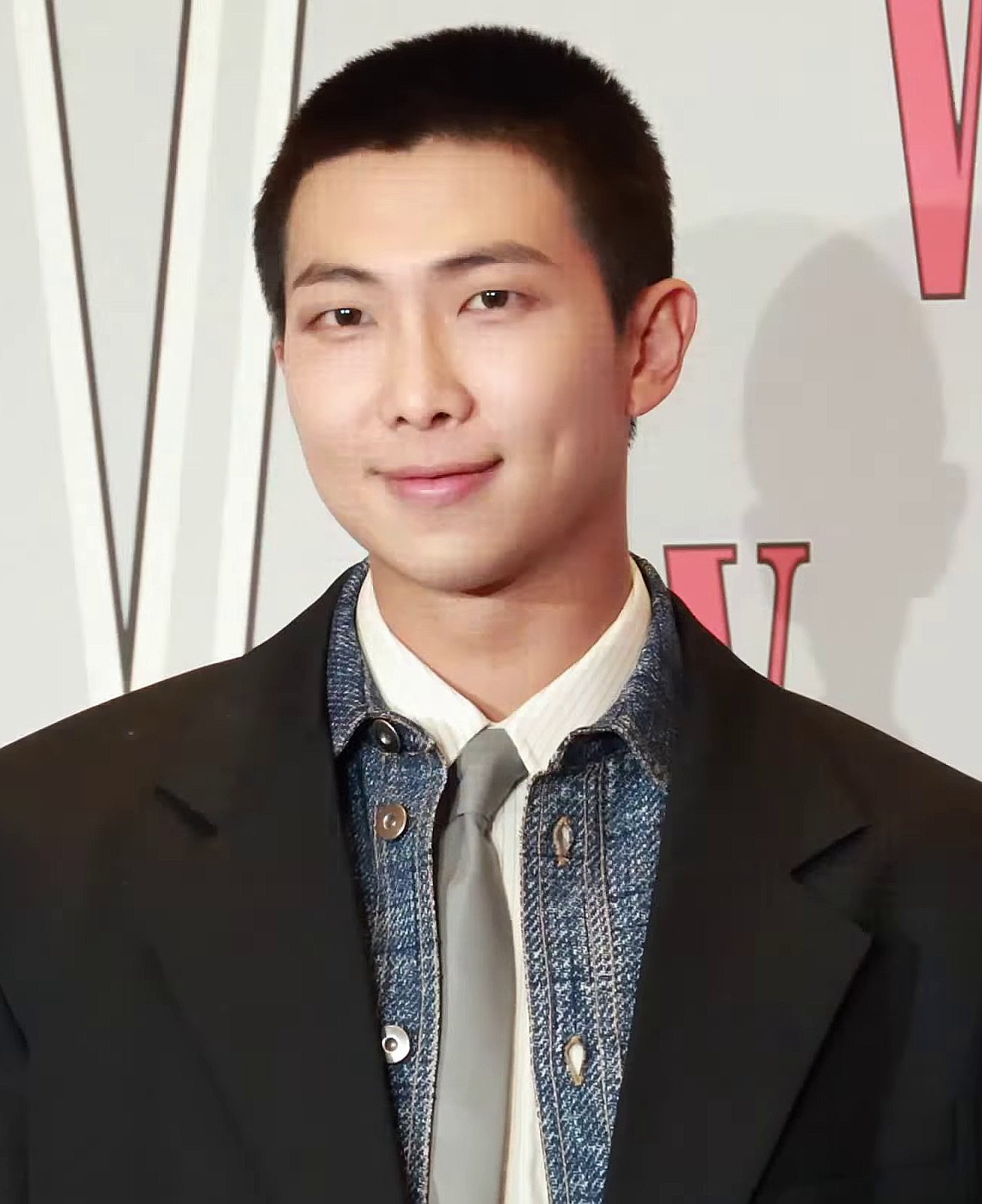 BTS RM, 경주 APEC CEO 서밋서 기조연설… "K팝은 비빔밥"