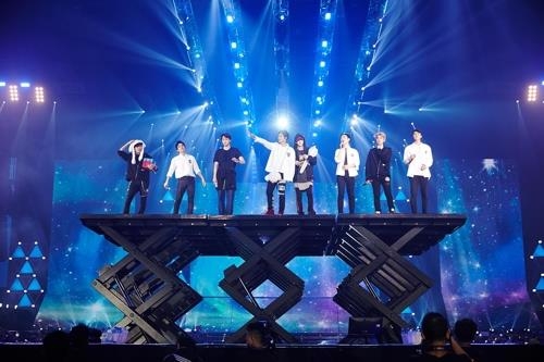 엑소, 6년 4개월 만에 콘서트 투어…'EXhOrizon' 아시아 12개 도시
