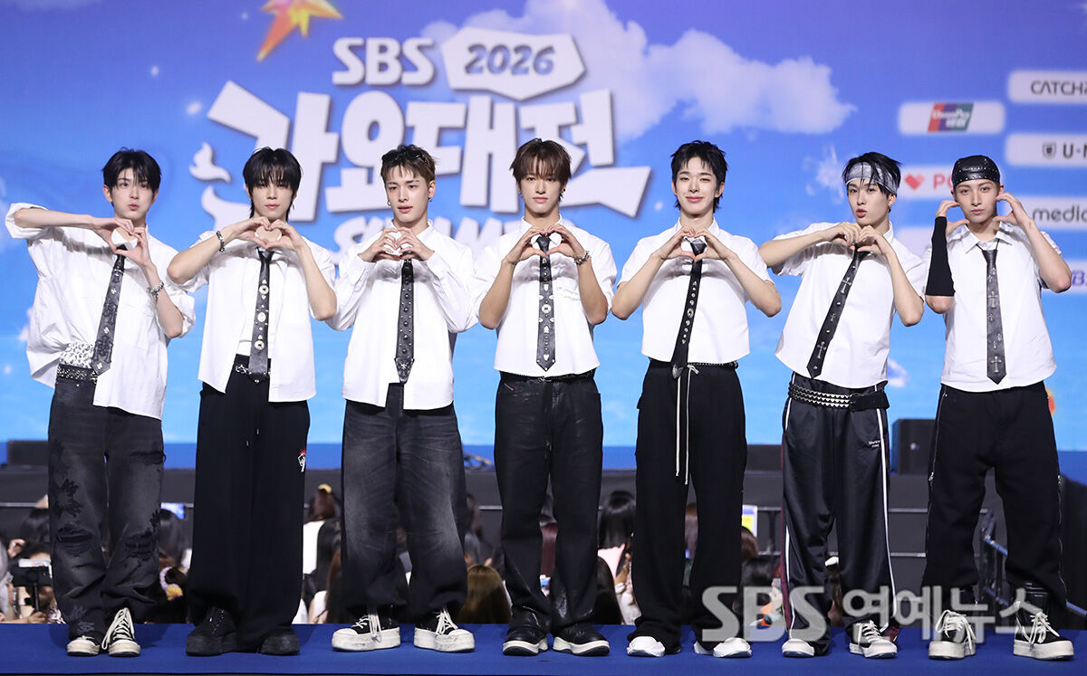 NEXZ, 2025~2026 라이브 투어 'One Bite' & 대규모 돔 공연 개최