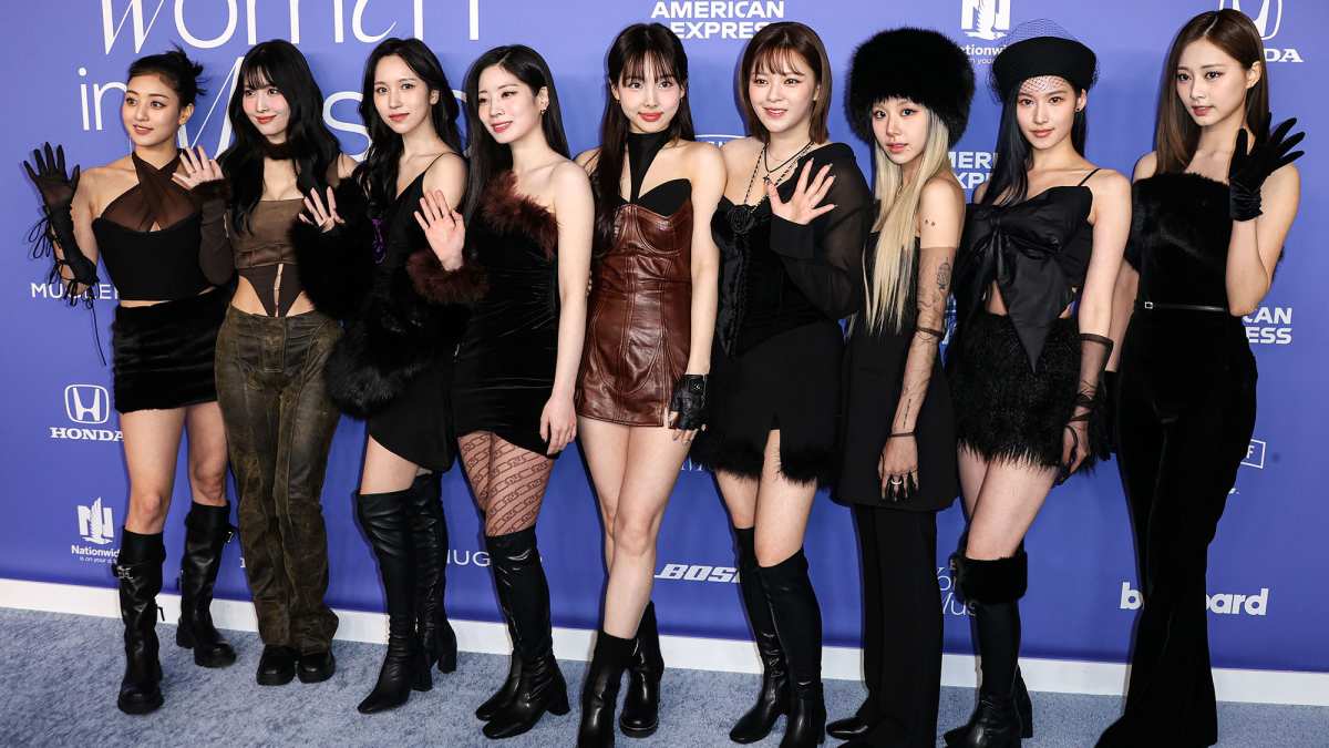 한한령 완화 신호…NCT·아이브·트와이스, 중국서 팬 사인회·팝업 개최