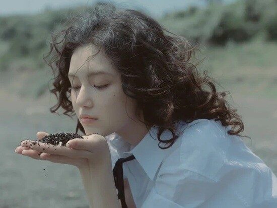 "뉴진스 5인 복귀" 팬덤, 하이브 앞 트럭 시위 펼쳐
