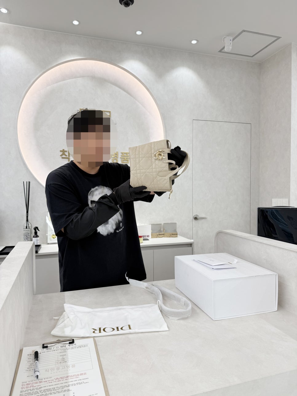 Dior中性竖形小包回收