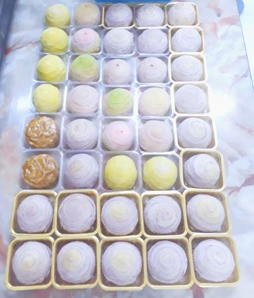 ⚡純手工现做潮州月餅 / 千层酥 / 芋頭酥4粒一盒（Thousand Layers Pastry / Teochew Mooncake / Yam Mooncake）4pcs per box