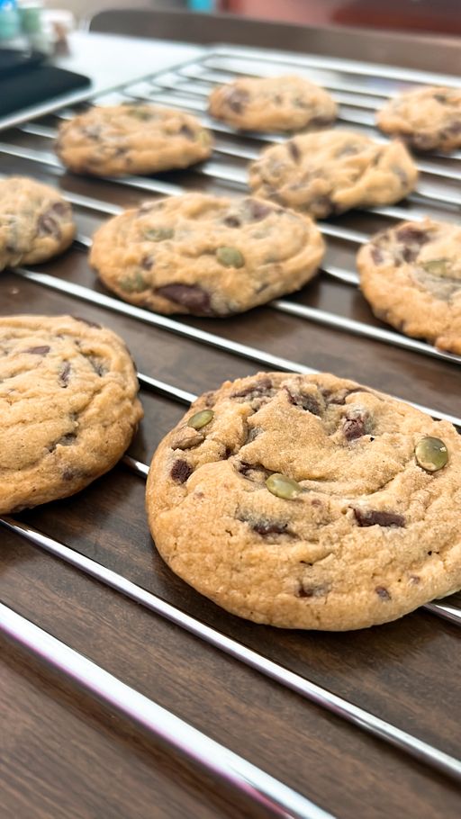 Classic Chocolate Chips Cookie