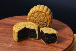 Halal Chocolate cranberries Baked Skin Mooncake  巧克力蔓越莓烧皮月饼