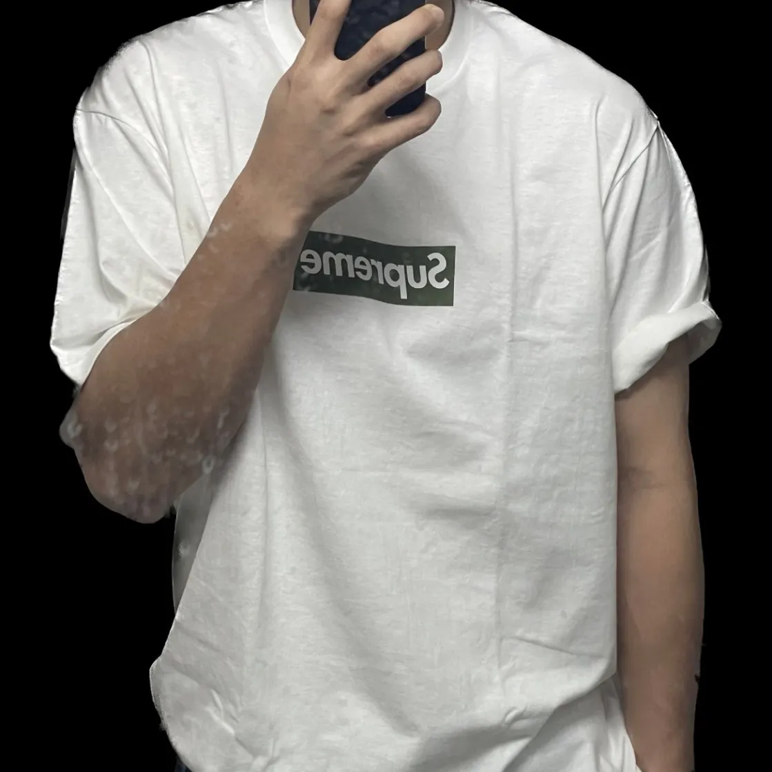 슈프림 베를린 박스로고 티셔츠 화이트 - 21FW thumbnail 3