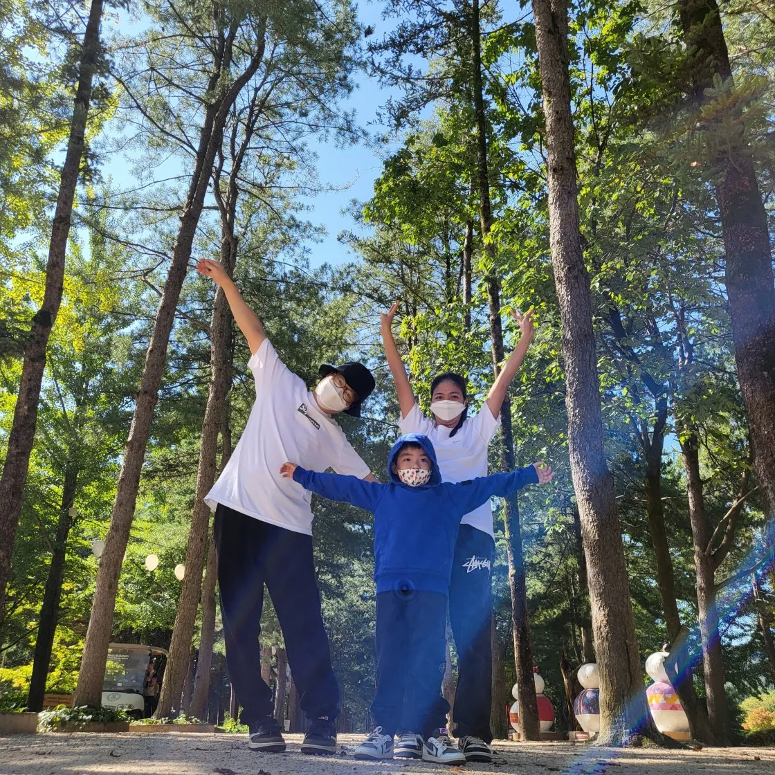 슈프림 베를린 박스로고 티셔츠 화이트 - 21FW thumbnail 5