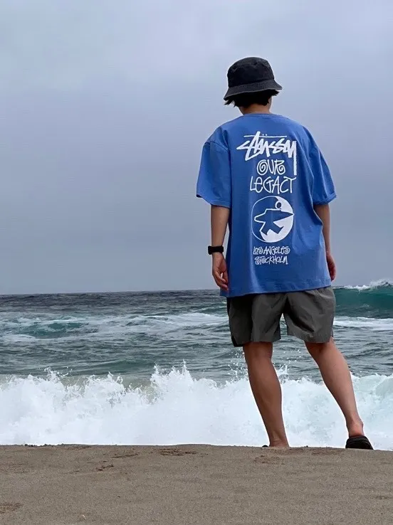 스투시 x 아워레가시 서프맨 티셔츠 블루 - 21SS thumbnail 5