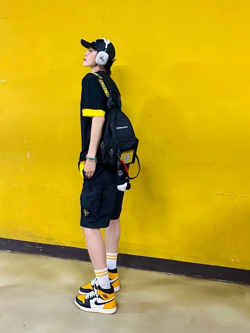 슈프림 크로스 박스로고 티셔츠 블랙 - 20FW thumbnail 7