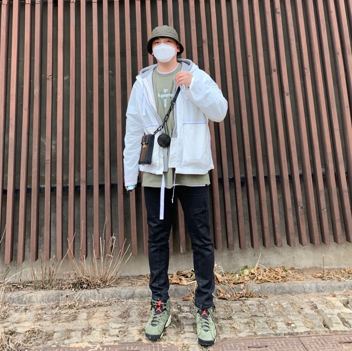 슈프림 크로스 박스로고 티셔츠 라이트 올리브 - 20FW thumbnail 3