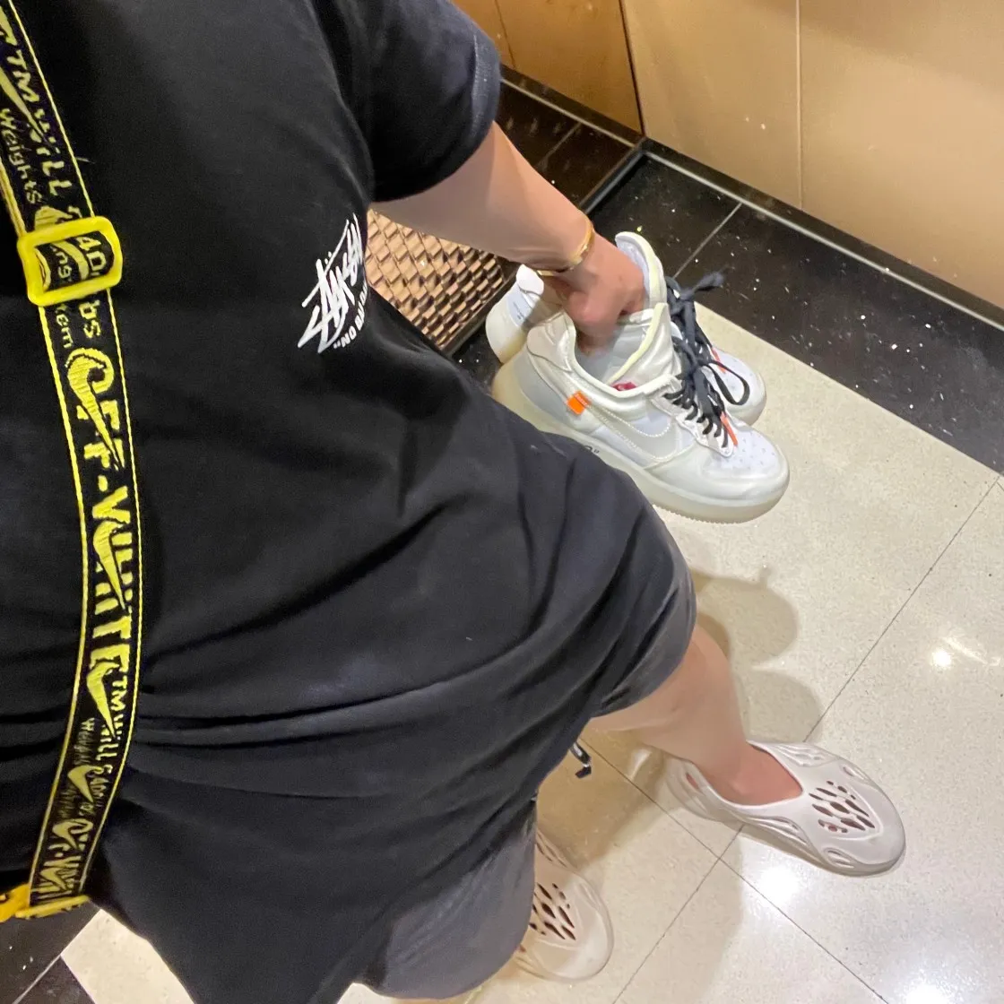 스투시 카네이션 티셔츠 블랙 thumbnail 2